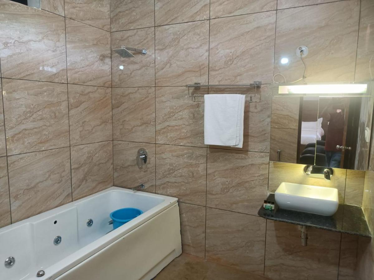 Hotel Rajwada palace Orchha Zewnętrze zdjęcie
